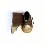 Wander Boot - Barn Landscape