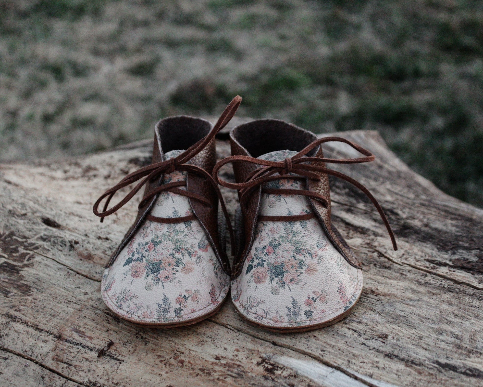 Wander Boot - Vintage Floral